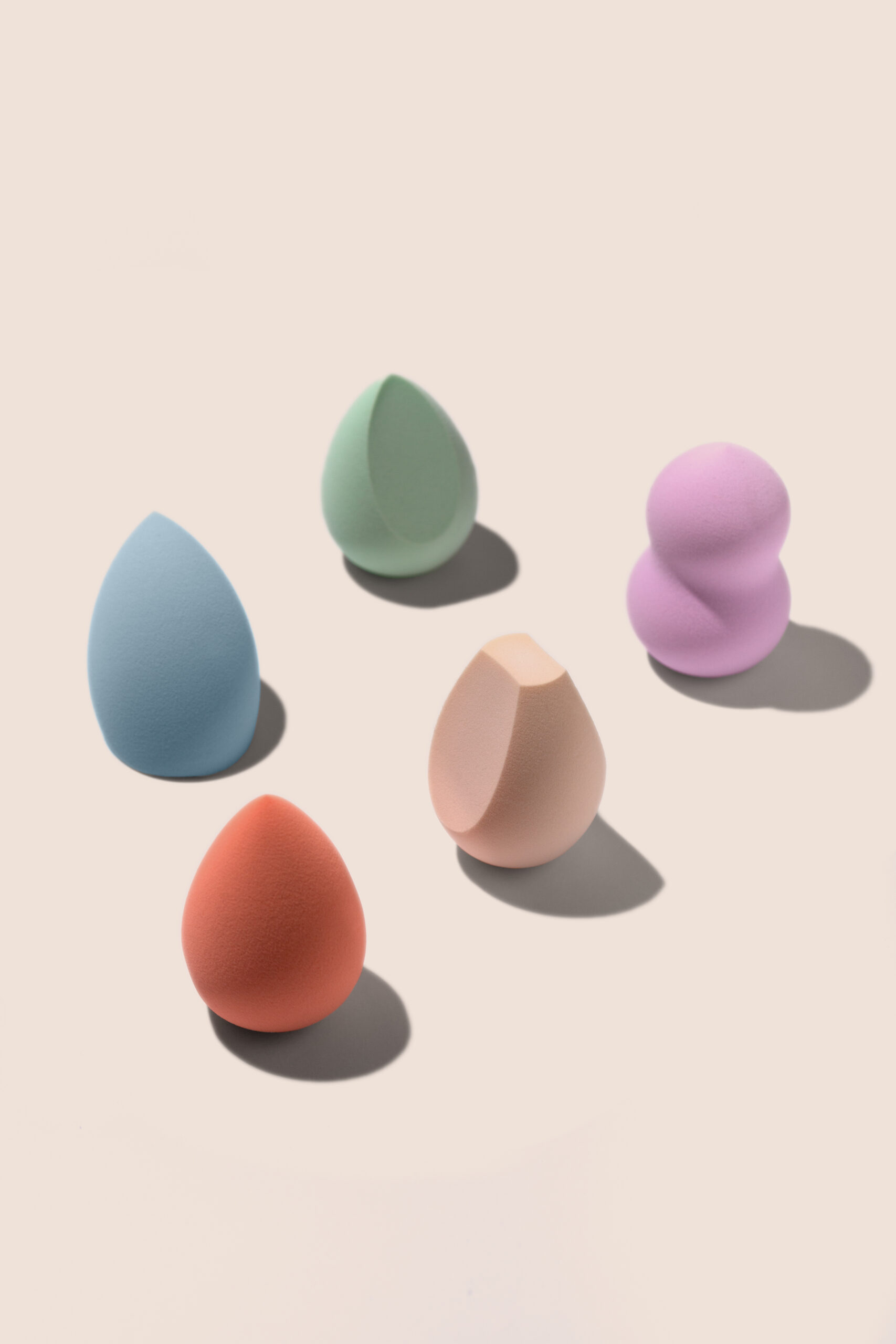 set-colourful-pastel-blue-orange-biege-green-purple-beauty-sponges-makeup set-colourful-pastel-blue-orange-biege-green-purple-beauty-sponges-makeup